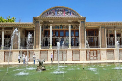 گزارش تصویری گلگشت پرسنل انستیتو قلب و عروق شهید رجایی به شهر شیراز